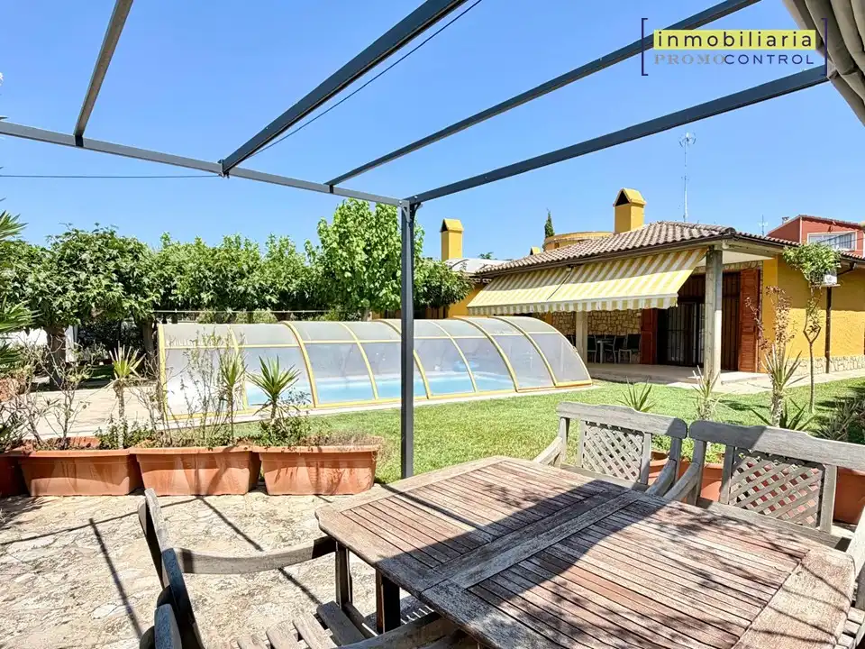Terrassa de Casa o xalet en venda en Zuera amb Aire condicionat, Calefacció i Jardí privat