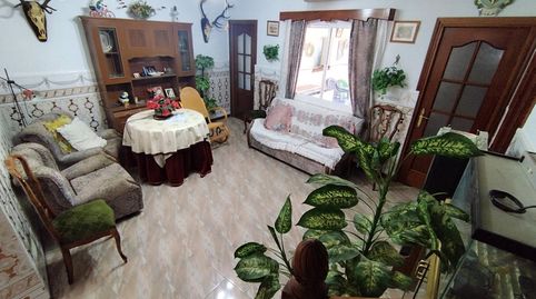 Gran oportunidad! Casa de 8 habitaciones en venta en El Ronquillo Sevilla