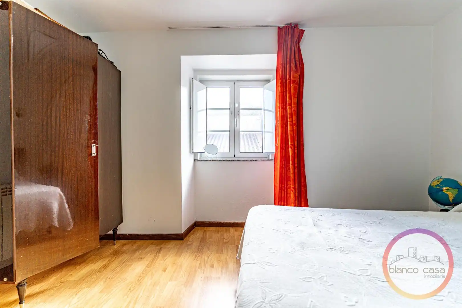 Bedroom of Houses for sale in Laxe  with Heating and Terrace
