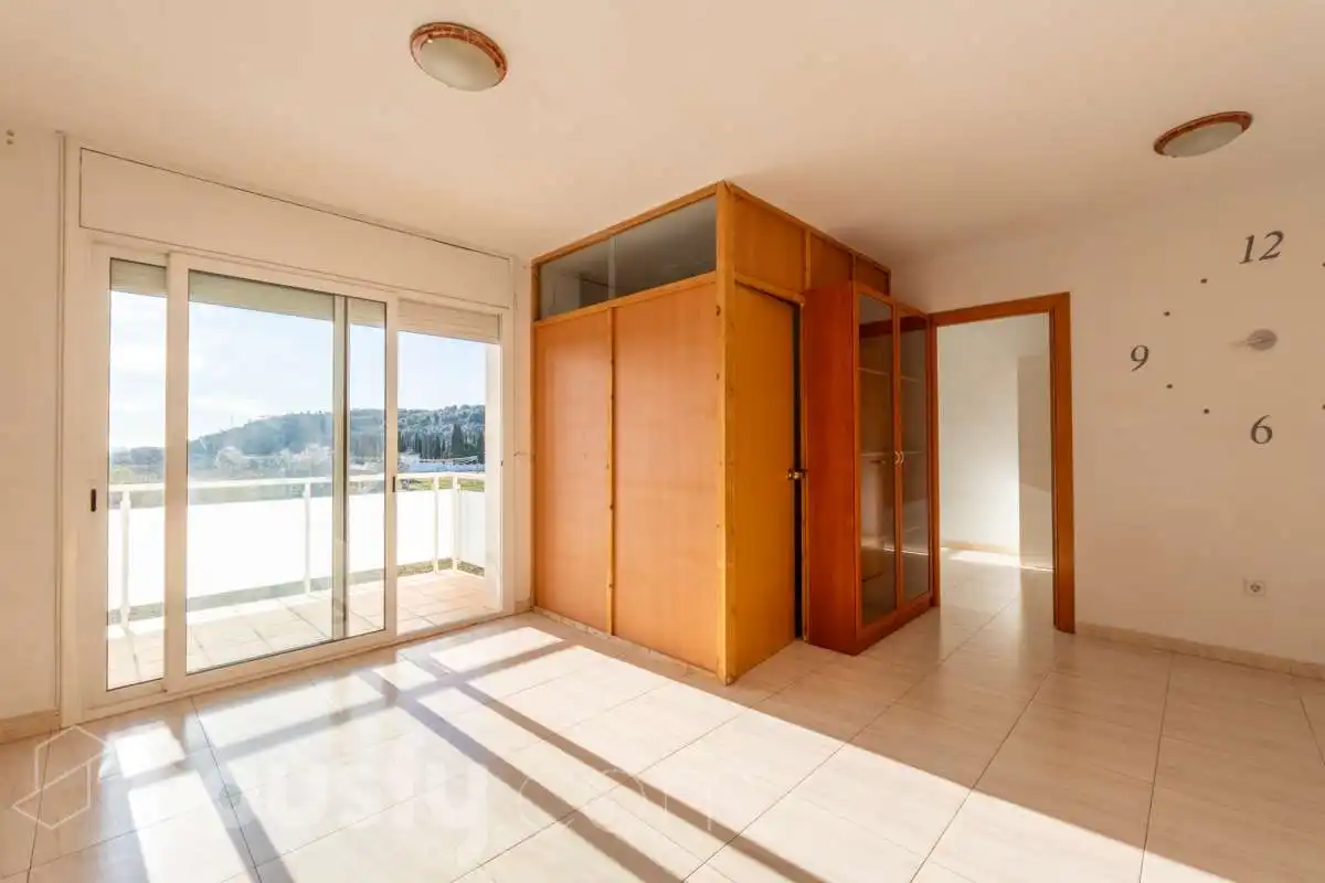 Schlafzimmer von Wohnung zum Verkauf in Sant Martí Sarroca mit Privatgarten, Abstellraum und Gemeinschaftspool