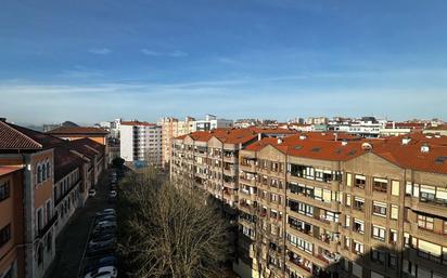 Vista exterior de Pis en venda en Santander amb Calefacció, Terrassa i Traster