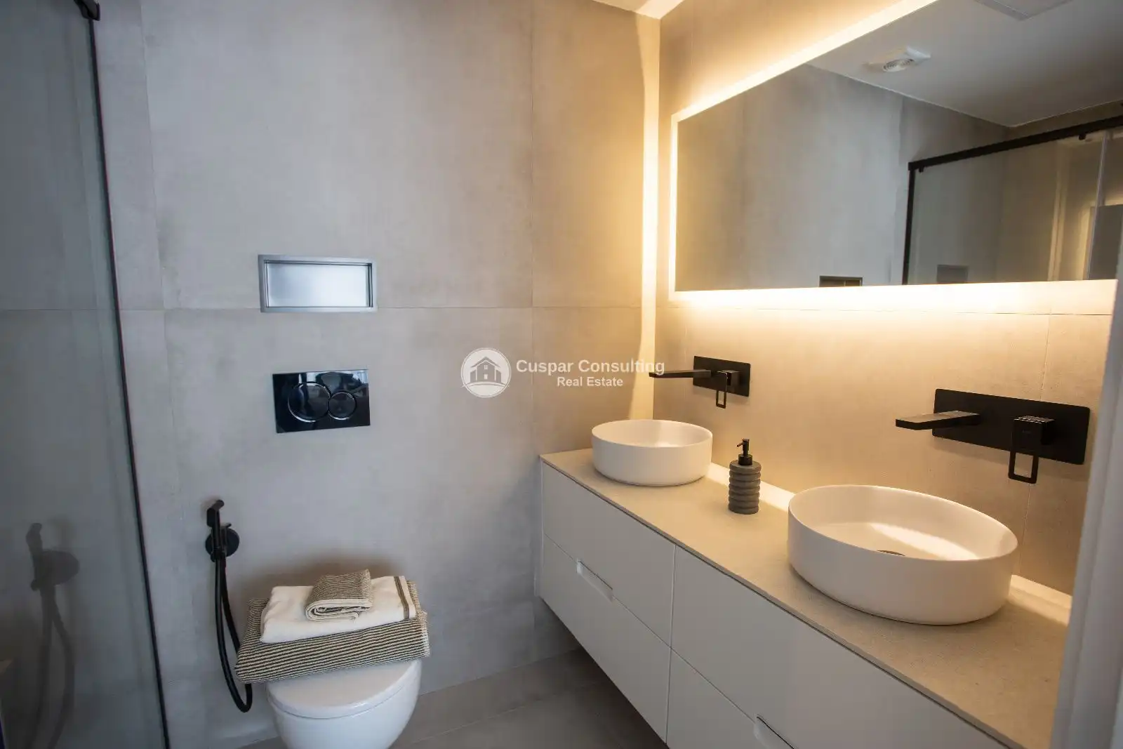 Baño de Apartamento en venta en San Pedro del Pinatar con Aire acondicionado, Calefacción y Terraza