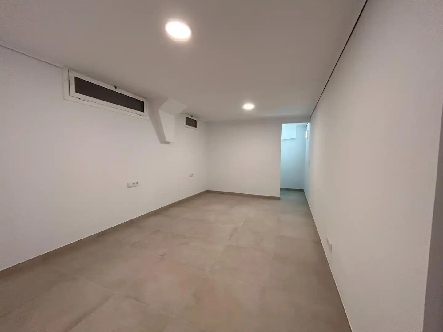Planta baja en venta en Mataró con Aire acondicionado, Calefacción y Alarma