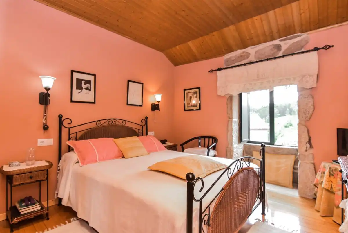 Dormitori de Casa o xalet en venda en Mondariz amb Jardí privat, Terrassa i Traster