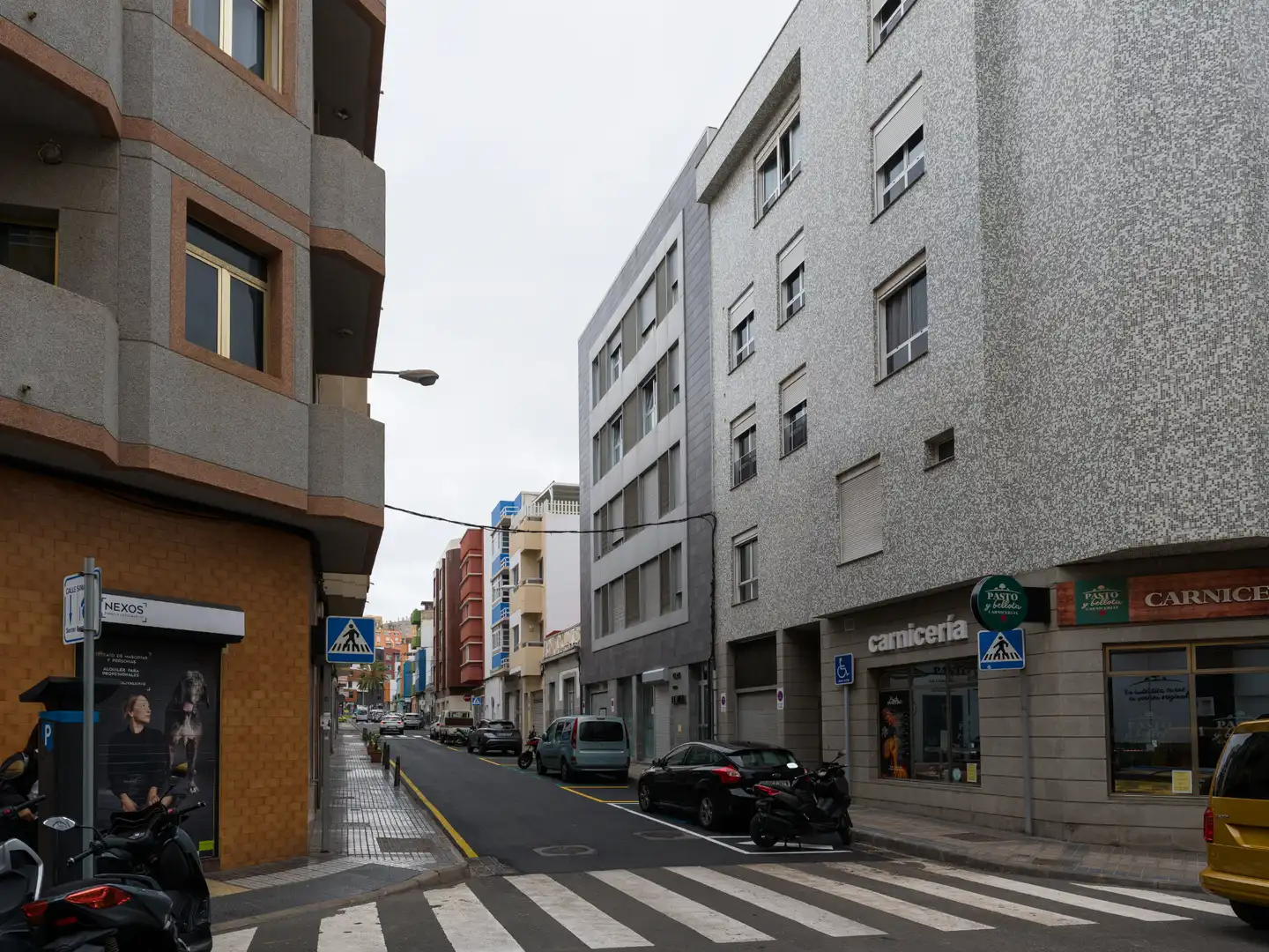Vista exterior de Piso en venta en Las Palmas de Gran Canaria con Terraza, Trastero y Amueblado