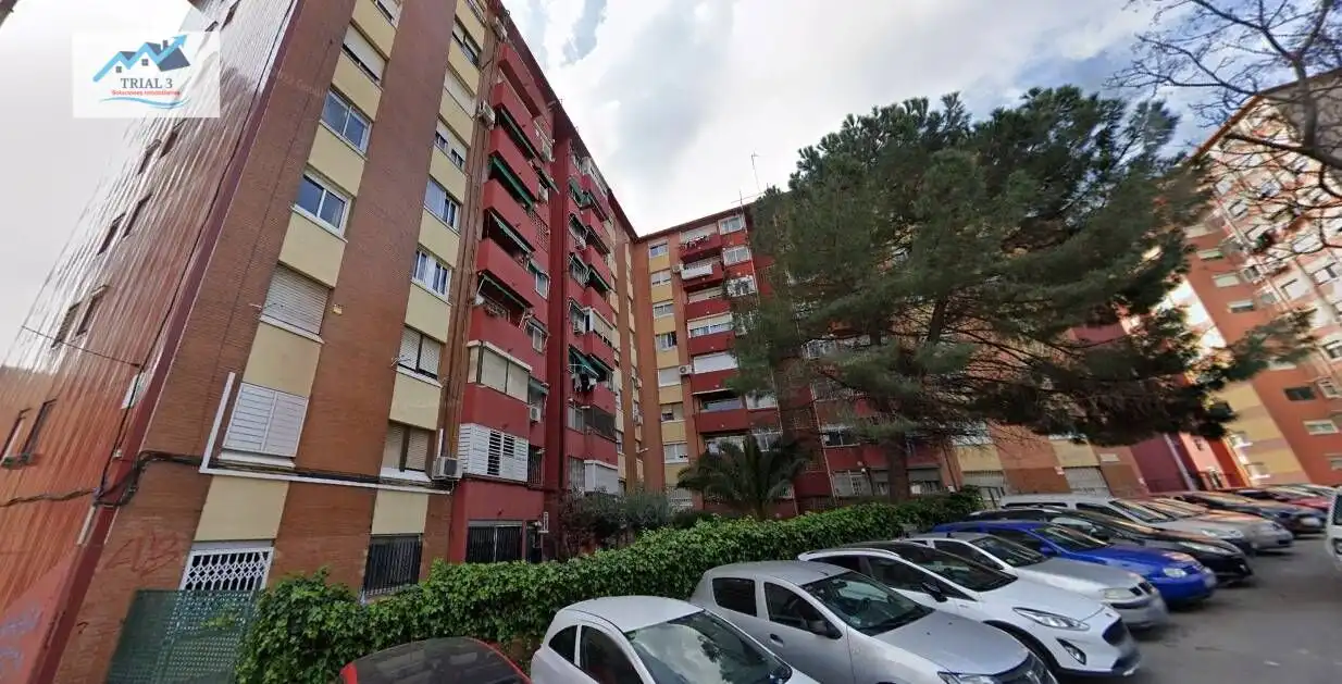 Pis amb terrassa en venda a Calle ATLANTIDA