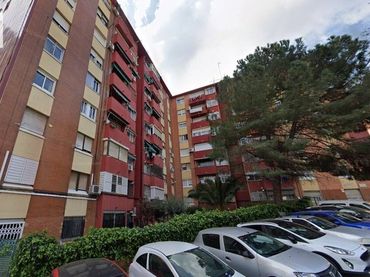 Pis amb balcó en venda a Calle ATLANTIDA