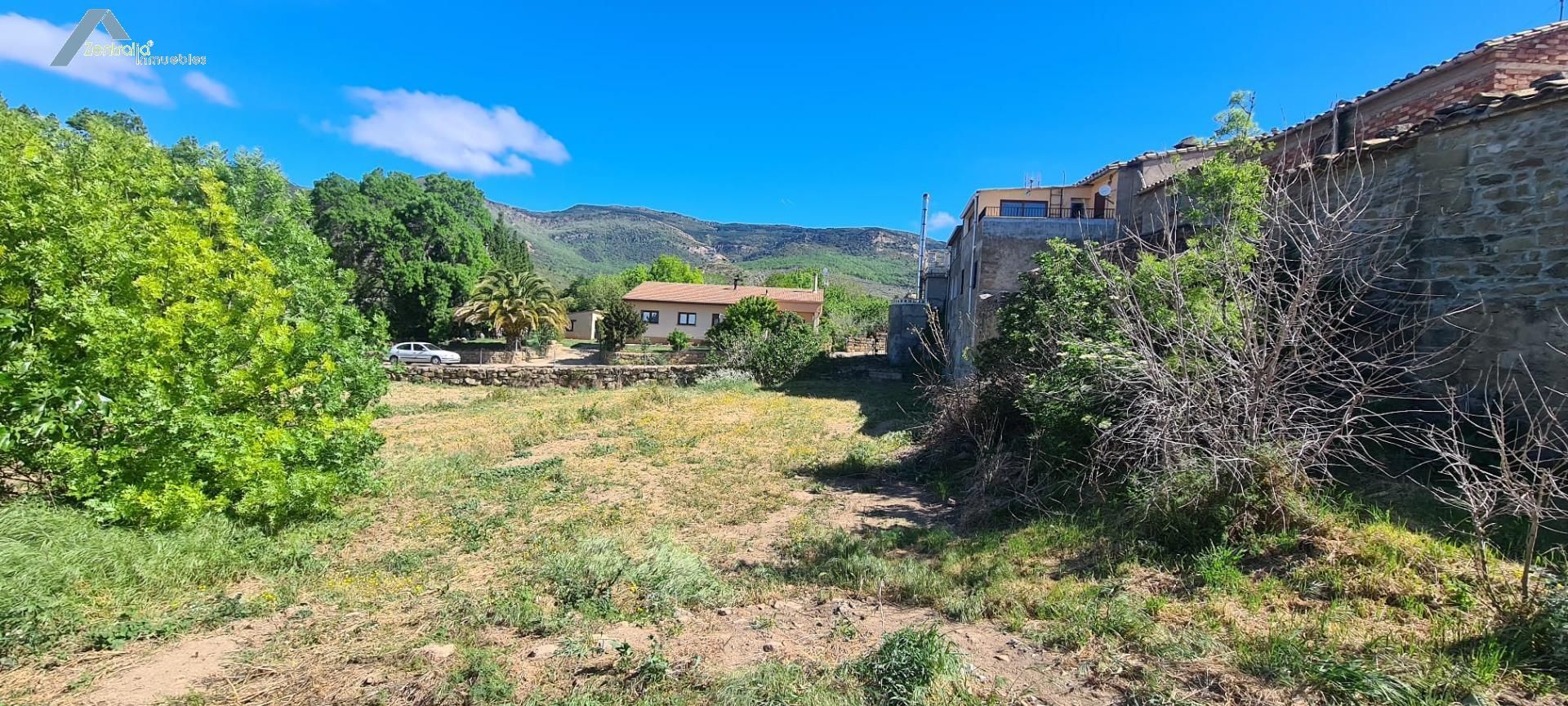 Country house for sale in Loarre  with Private garden and Balcony