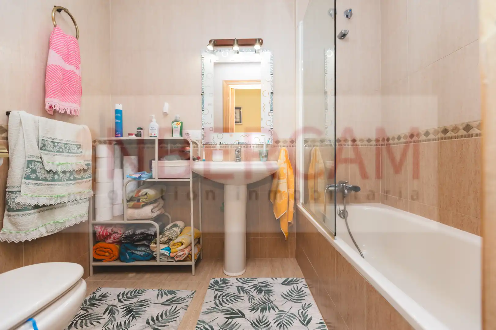 Baño de Piso en venta en El Ejido con Aire acondicionado, Terraza y Amueblado