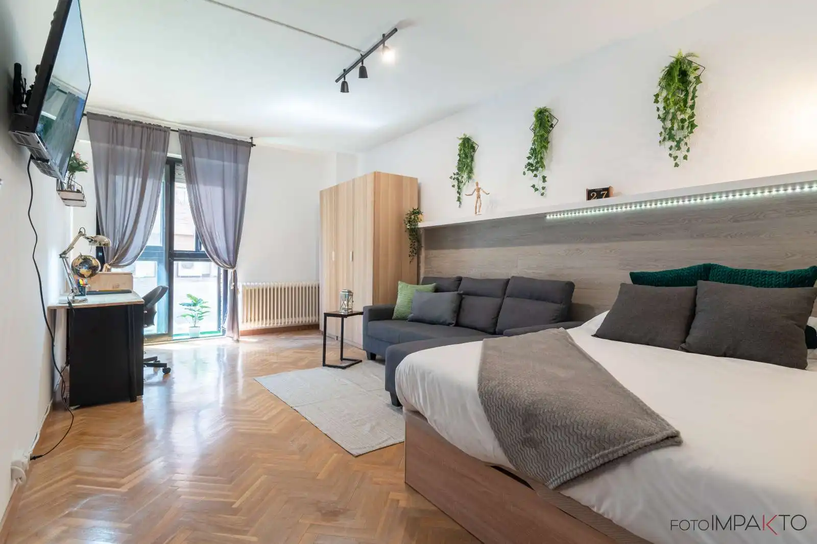 Room in Trafalgar