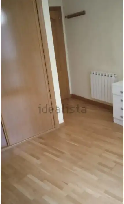 Schlafzimmer von Wohnungen zum Verkauf in Pontevedra Capital  mit Heizung, Parkett und Möbliert