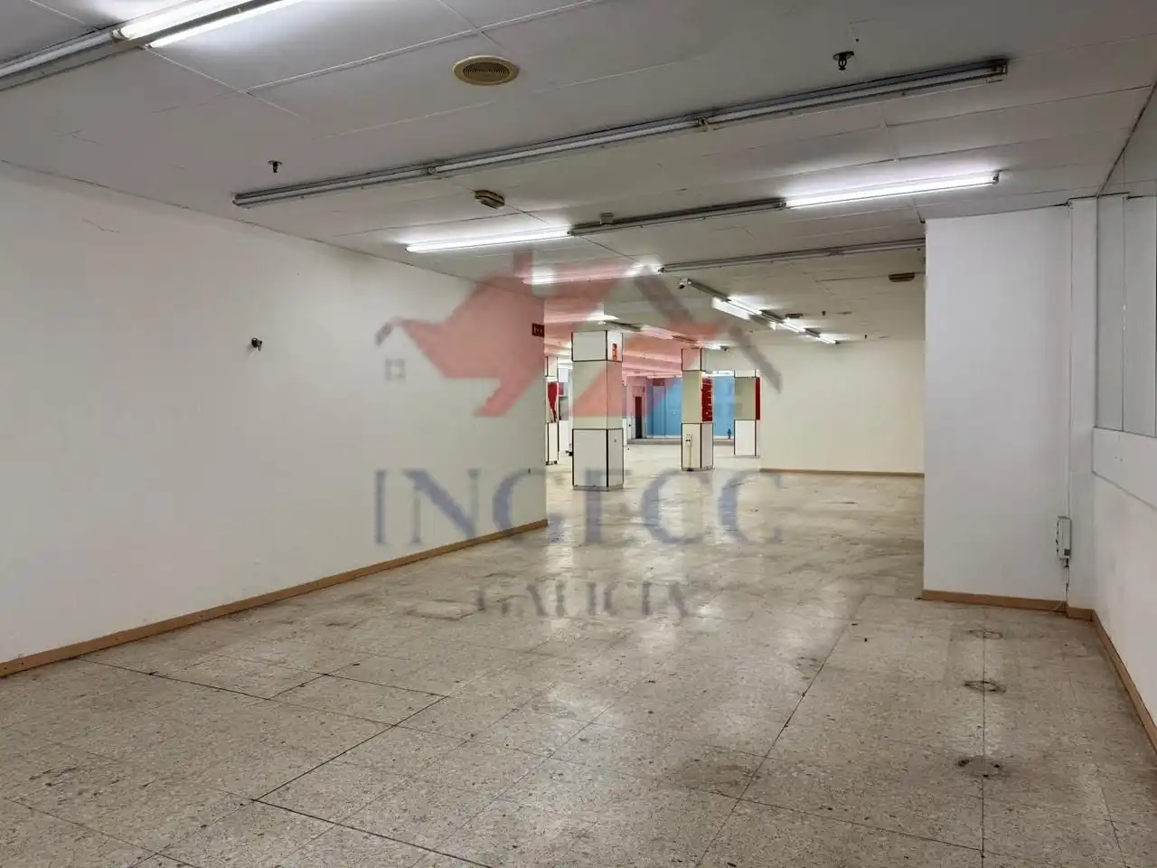 Local comercial en venta en Rúa Novoa Santos, imagen 9