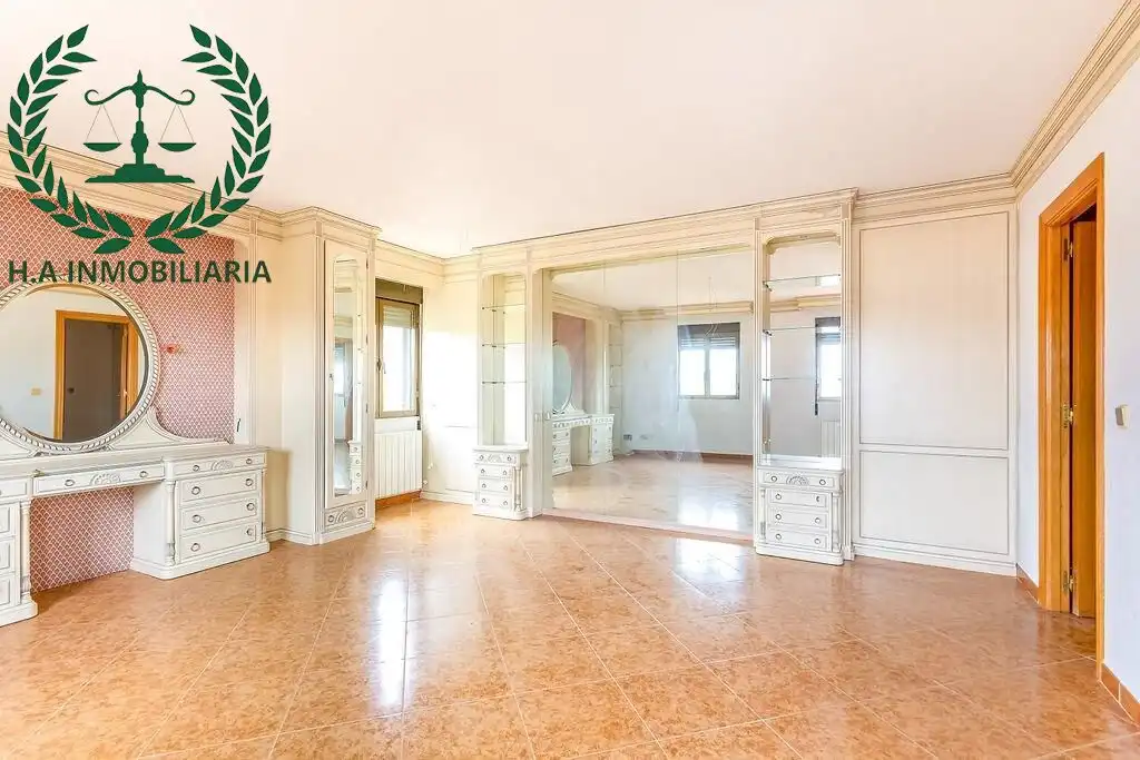 Houses for sale in Pedrezuela  with Air Conditioner, Heating and Terrace
