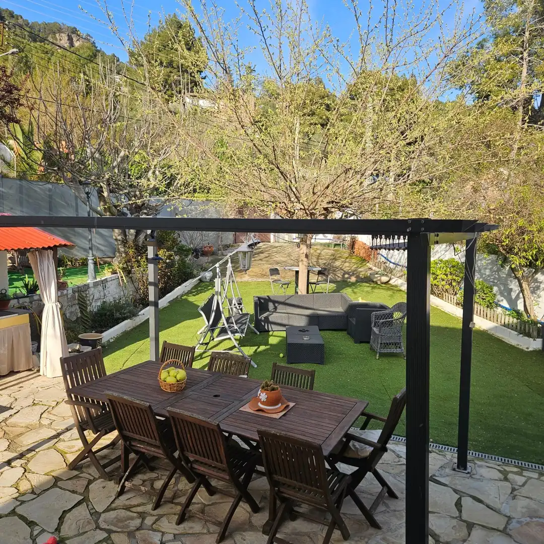 Terrassa de Casa o xalet en venda en Vallirana amb Aire condicionat, Calefacció i Jardí privat