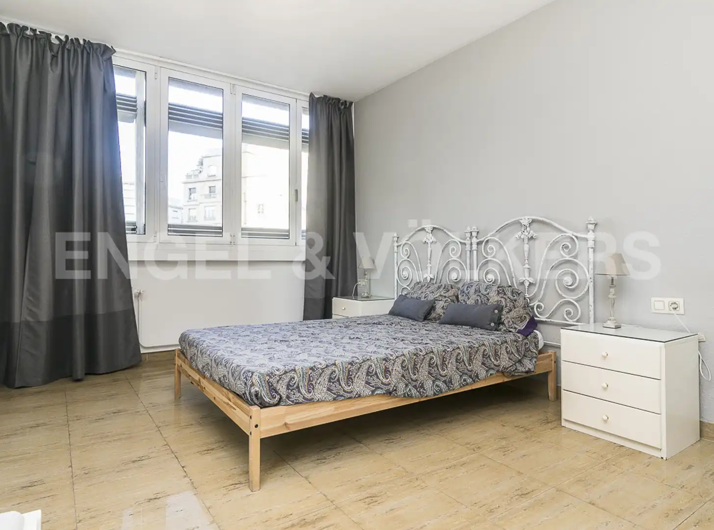 Habitación de Piso en venta en Barcelona con Calefacción y Parquet