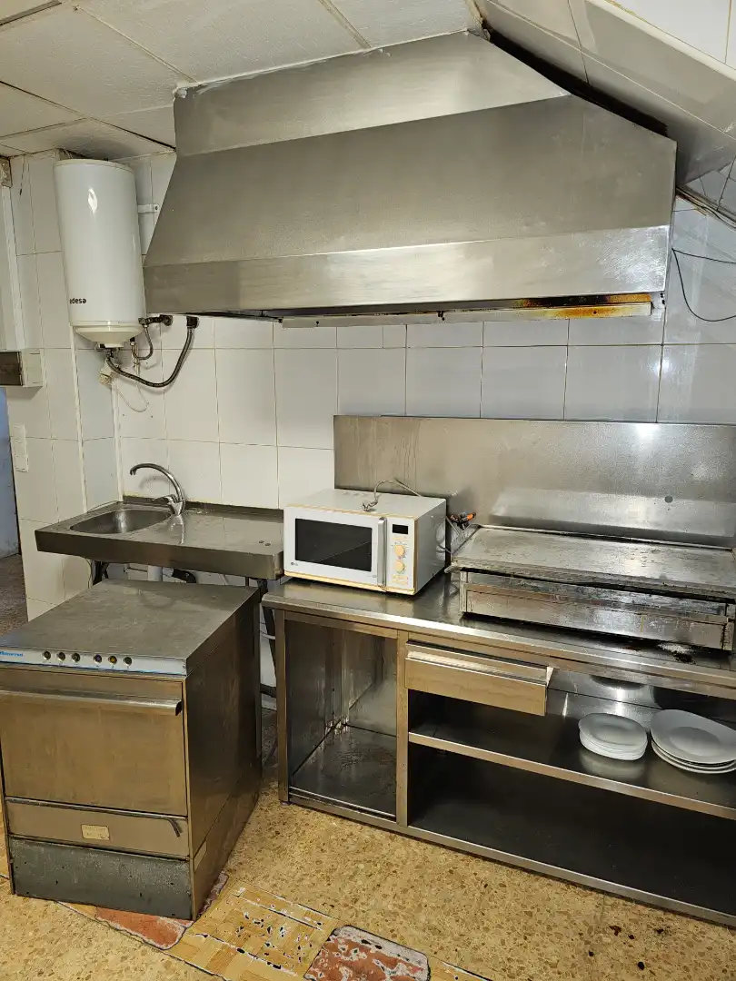 Kitchen of Commercial properties for rent in Albalat de la Ribera  with Air Conditioner, Heating and Terrace