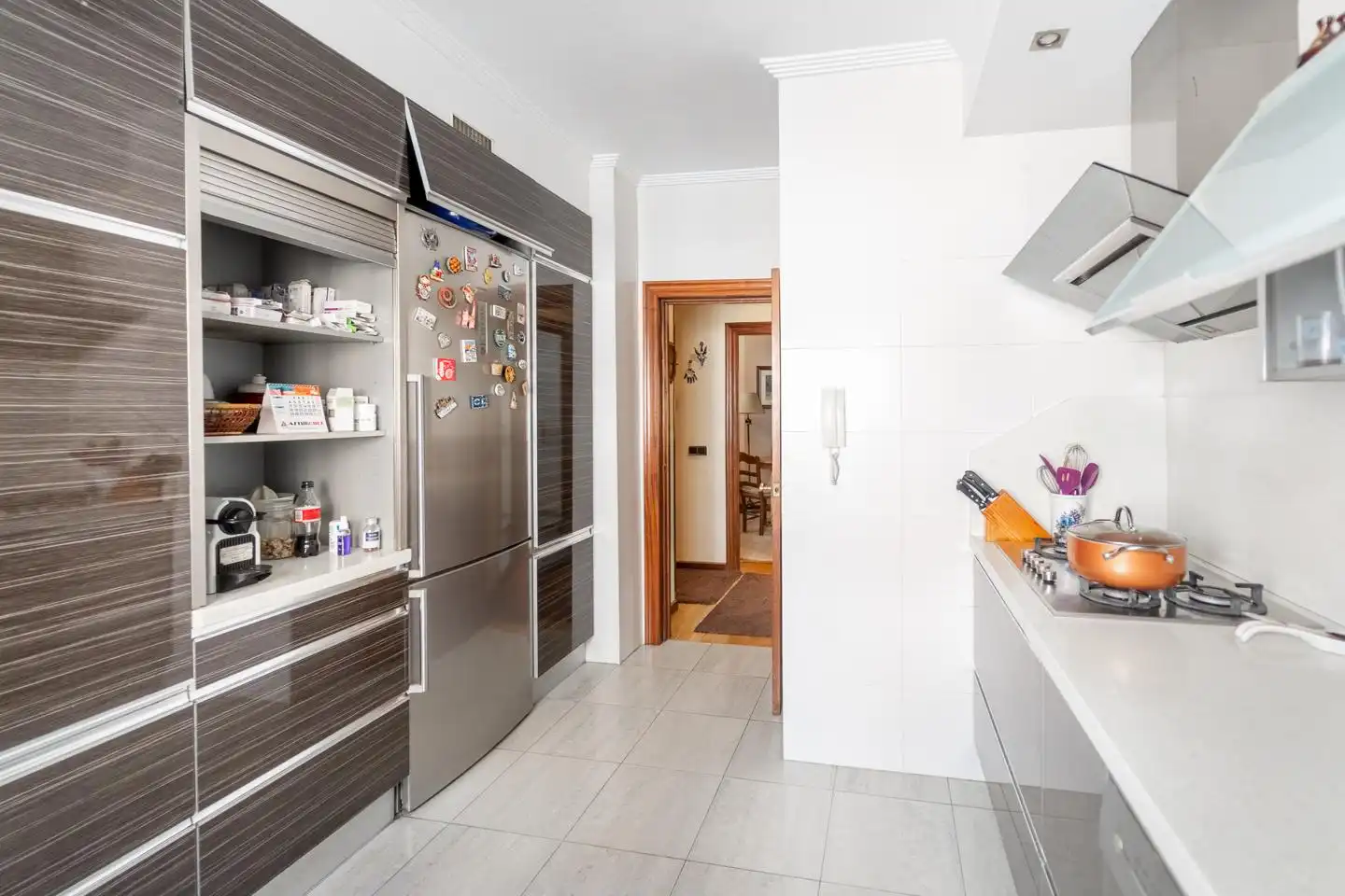 Piso con ascensor en venta en Calle Carreño Miranda, imagen 8