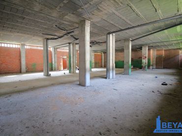 Local commercial à vendre à Santander - Avenida Nueva Montaña 21