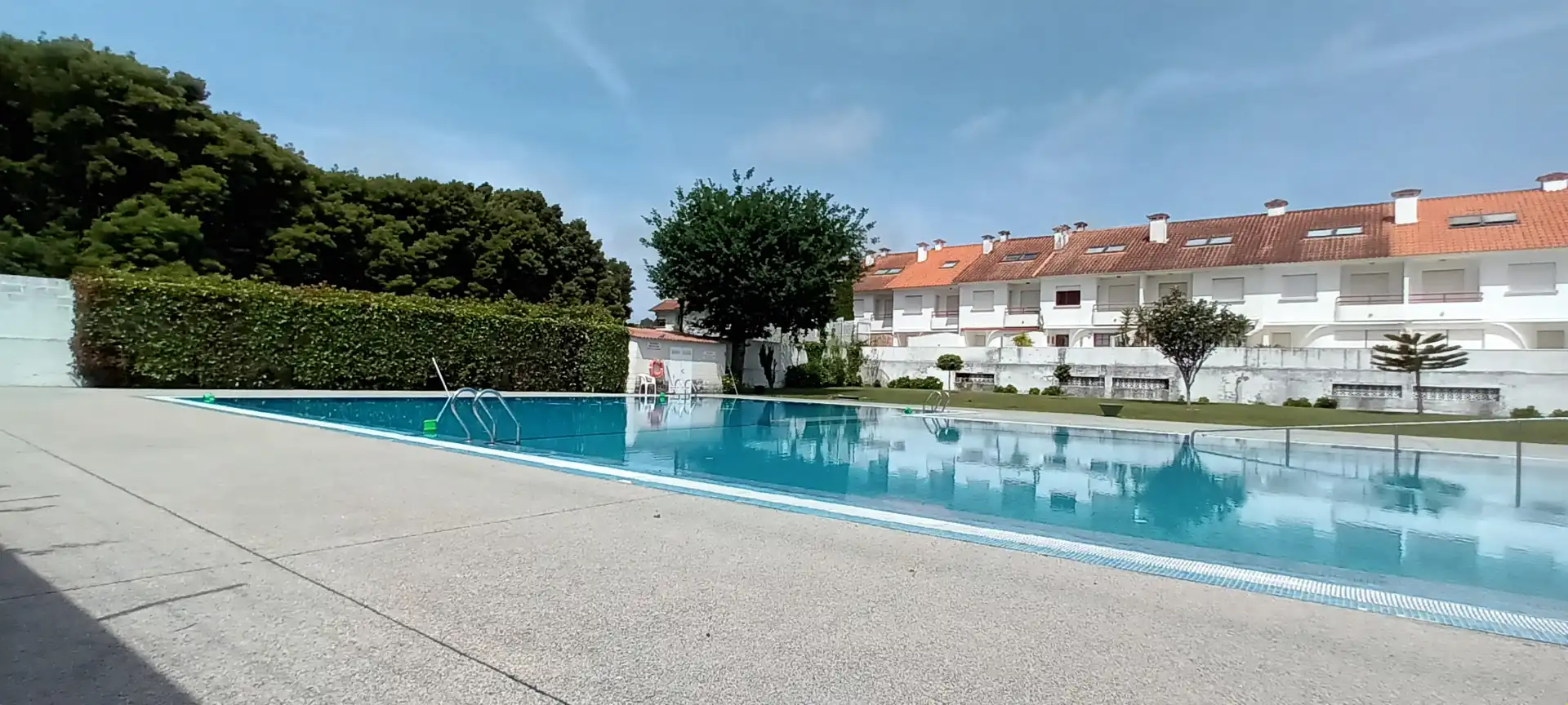 Piscina de Dúplex en venta en Sanxenxo con Terraza, Balcón y Piscina comunitaria