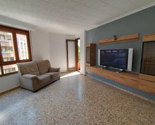 Living room of Flat to rent in Castellón de la Plana / Castelló de la Plana  with Furnished, Oven and Microwave