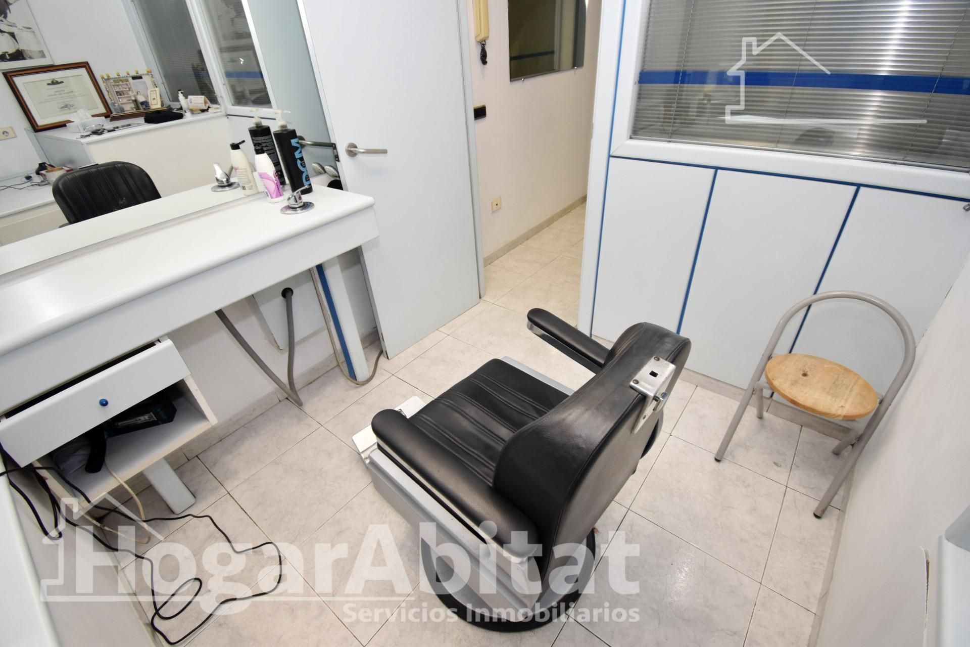 Bany de Casa o xalet en venda en Castellón de la Plana / Castelló de la Plana amb Aire condicionat, Terrassa i Balcó