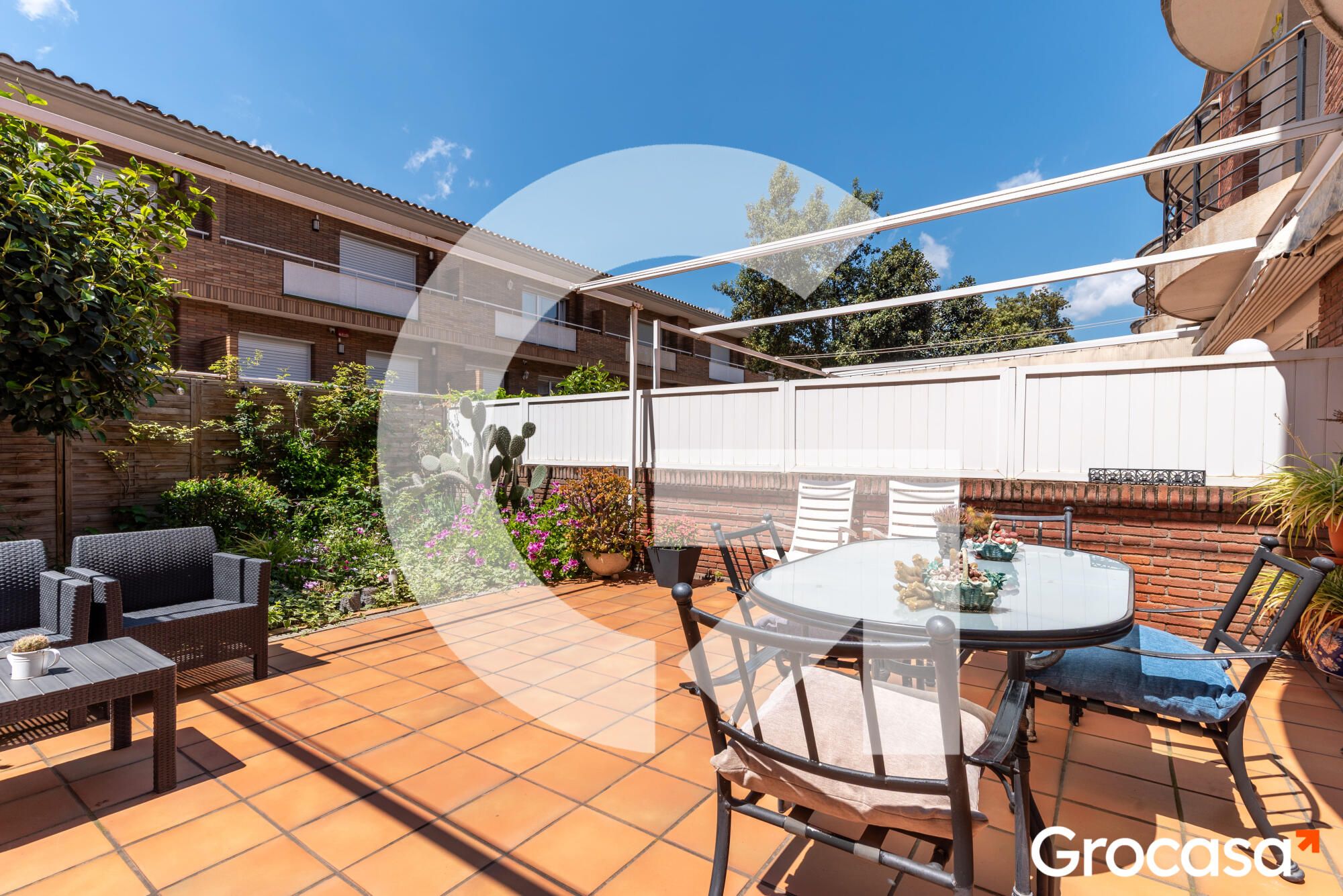 Garden of Single-family semi-detached for sale in Sant Feliu de Llobregat  with Air Conditioner, Heating and Private garden