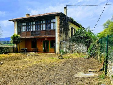Casa con jardín en venta en Ribadesella