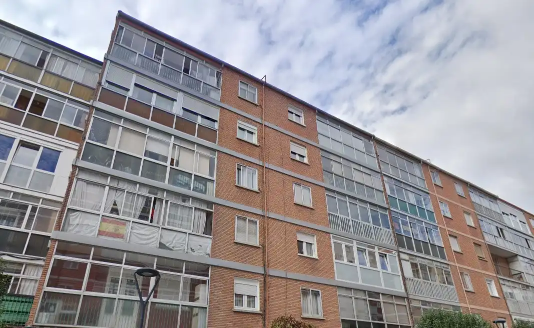 Flat with lift for sale in Calle San Juan de Ortega, imagen 2