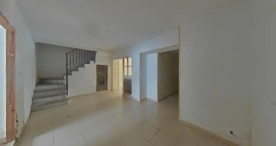 House for sale in Granados