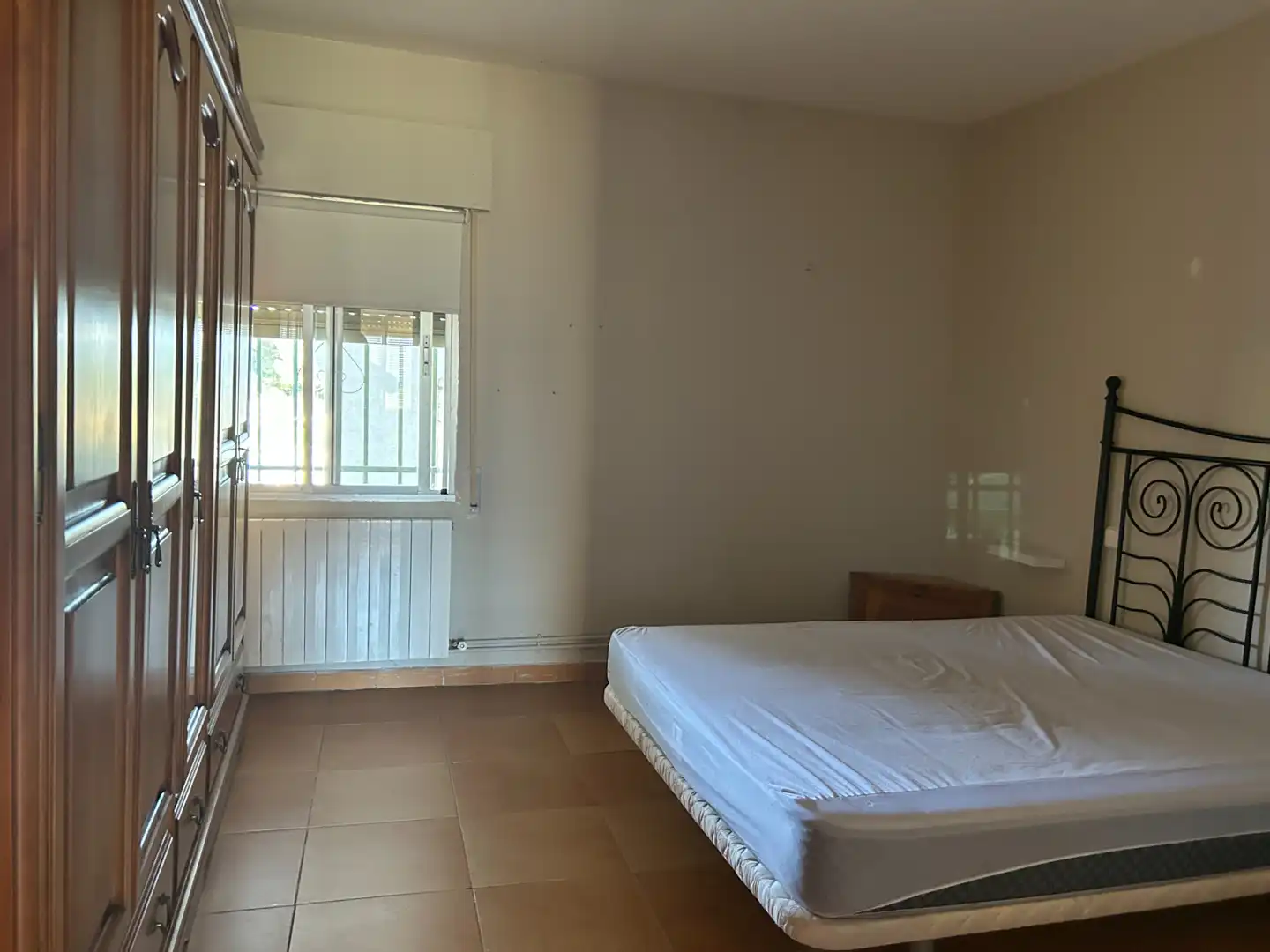 Habitación de Finca rústica en venta en Navas del Rey con Calefacción, Jardín privado y Terraza