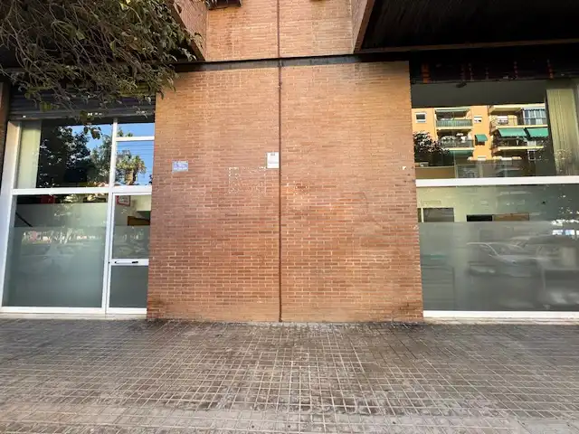 Business premises for sale in Carrer de Beatríz Tortosa, imagen 3