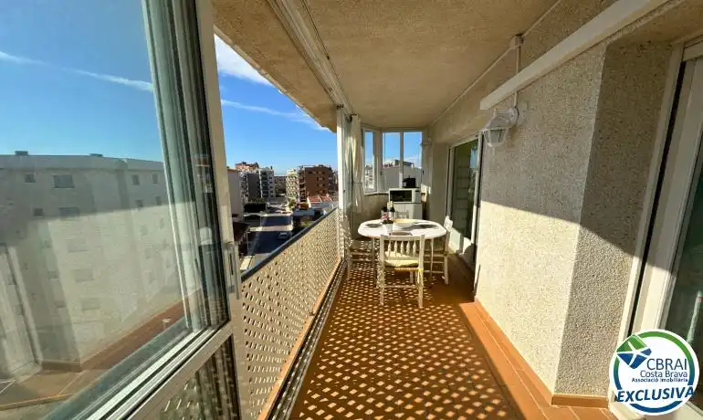 Terrassa de Apartament en venda en Roses amb Calefacció i Moblat