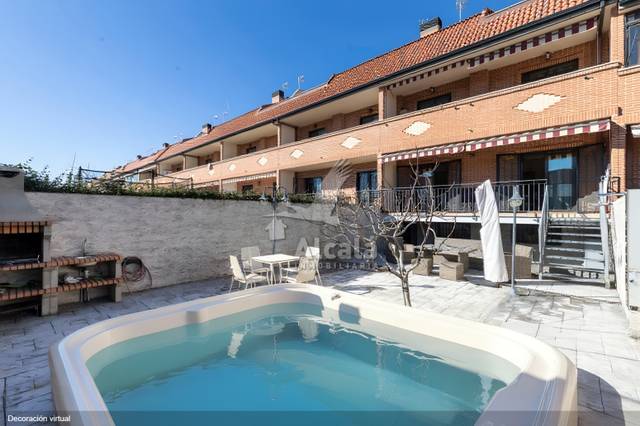 Casa-chalet en Venta en Ciudad 10