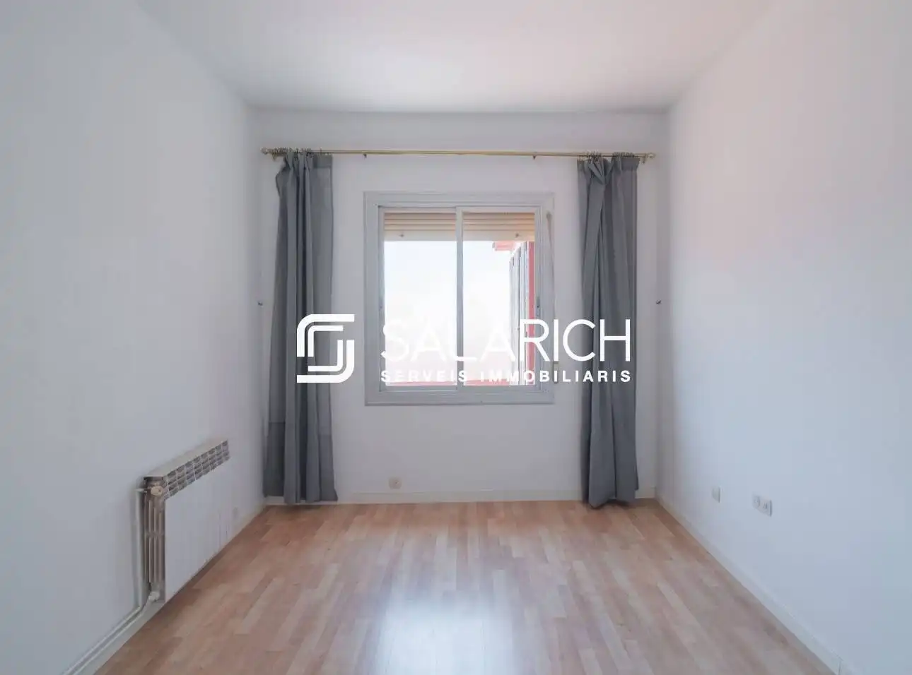 Habitación de Piso en venta en Barcelona con Aire acondicionado, Calefacción y Terraza