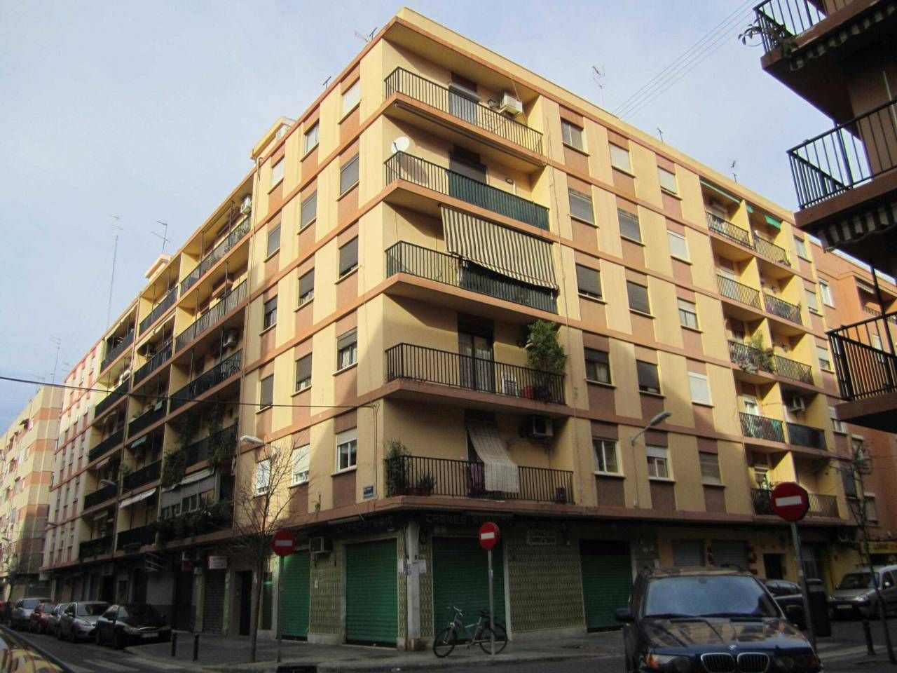 Vista exterior de Oficina en venda en  Valencia Capital amb Aire condicionat i Calefacció