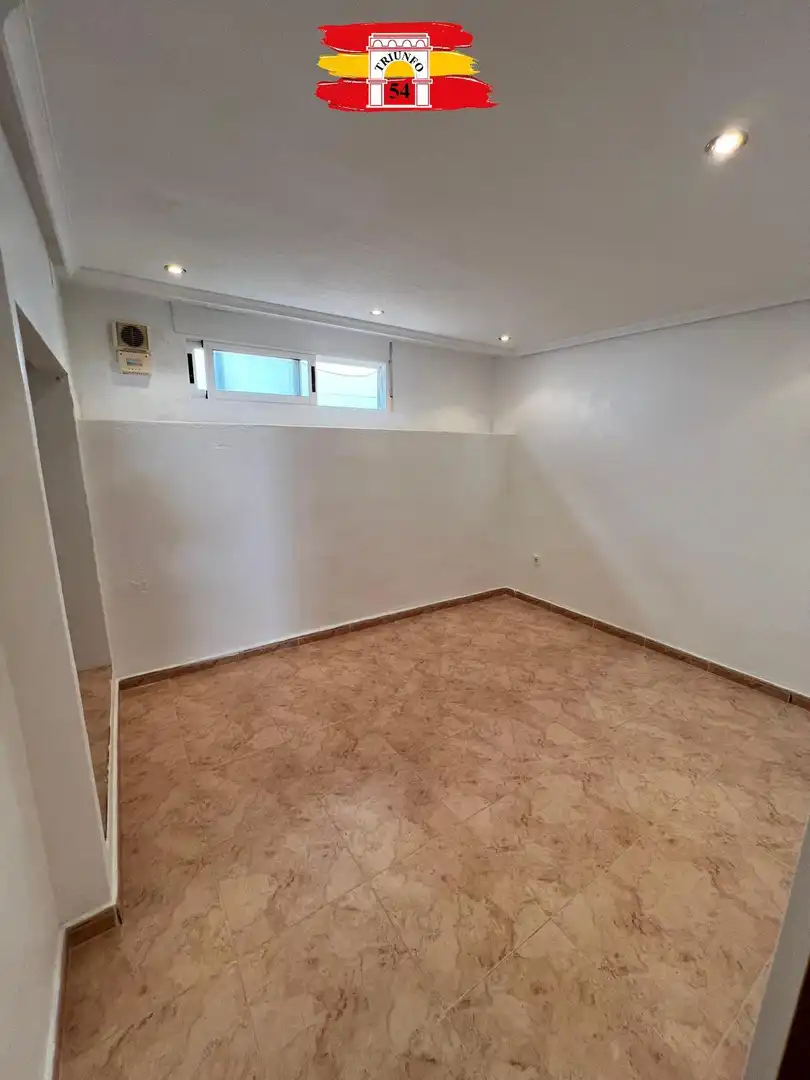 Piso en venta en Pilar de la Horadada con Terraza, Trastero y Amueblado
