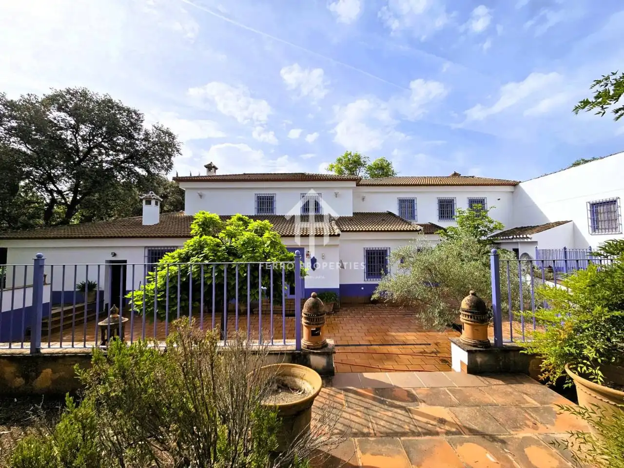 Exterior view of Houses for sale in Villanueva de Tapia  with Air Conditioner, Heating and Private garden