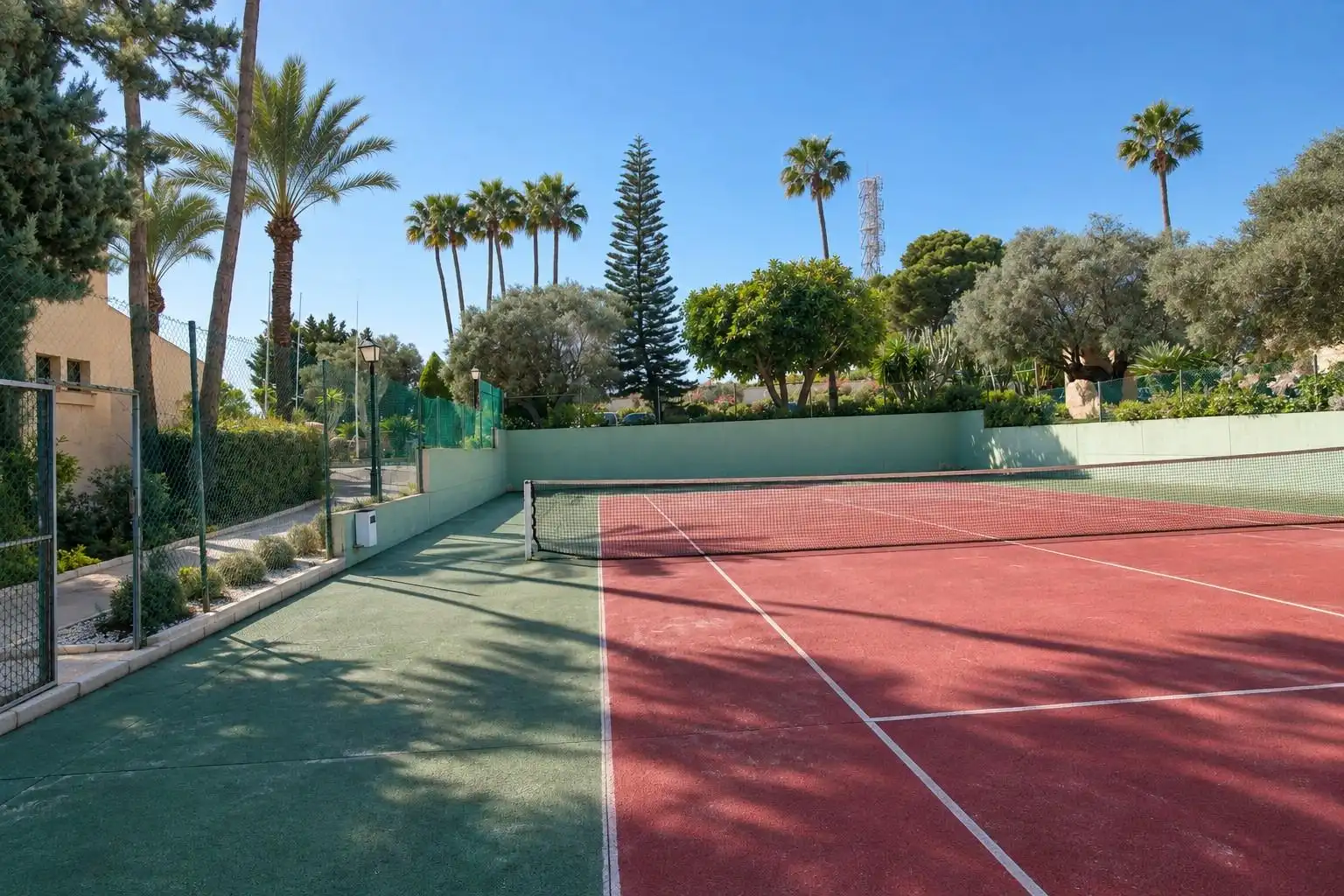 Casa a schiera con piscina in affitto a Avenida Avenida Escandinàvia 63, imagen 19