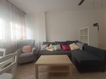 Appartamento con balcone in affitto a Calle Lamarque de Novoa