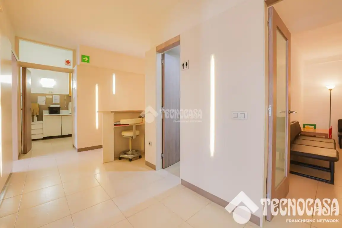 Flat with terrace for sale in Centre, imagen 6