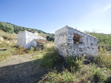 Terreno rústico en venta en Sedella