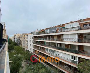 Exterior view of Flat to rent in  Madrid Capital  with Air Conditioner, Heating and Terrace