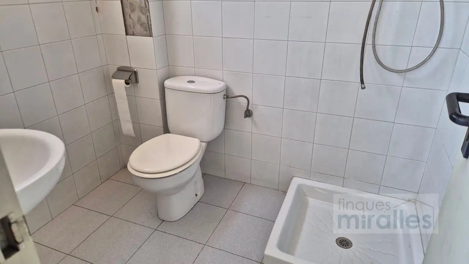 Baño de Nave industrial de alquiler en Vilassar de Dalt con Calefacción y Alarma
