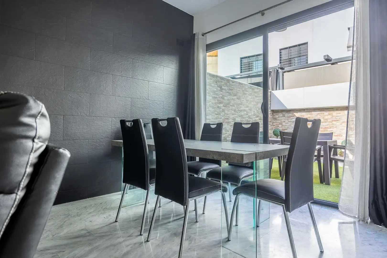 Dining room of Detached homes for sale in Dos Hermanas  with Air Conditioner, Heating and Private garden