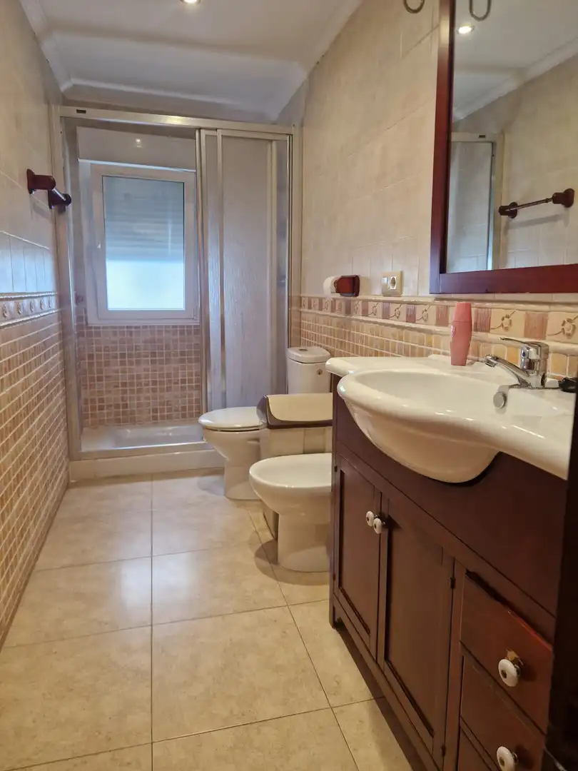 Baño de Piso en venta en Castrillón con Calefacción, Parquet y Terraza