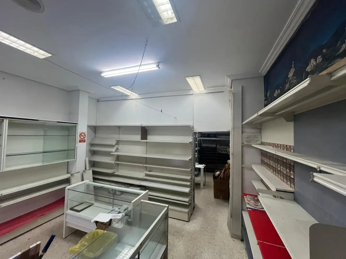 Local en venta en Sevilla con Aire acondicionado y Amueblado