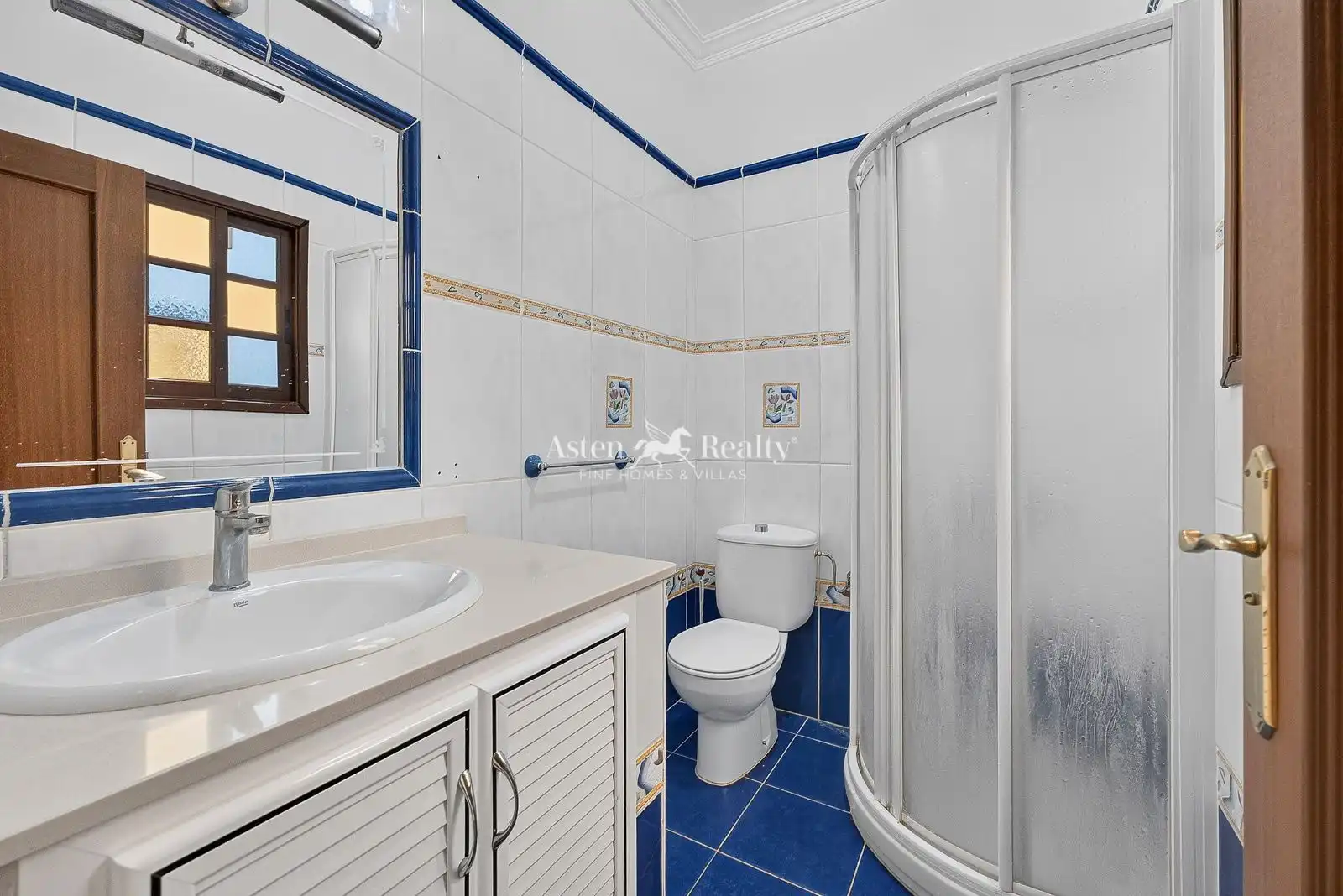 Baño de Ático en venta en Granadilla de Abona con Aire acondicionado, Terraza y Trastero