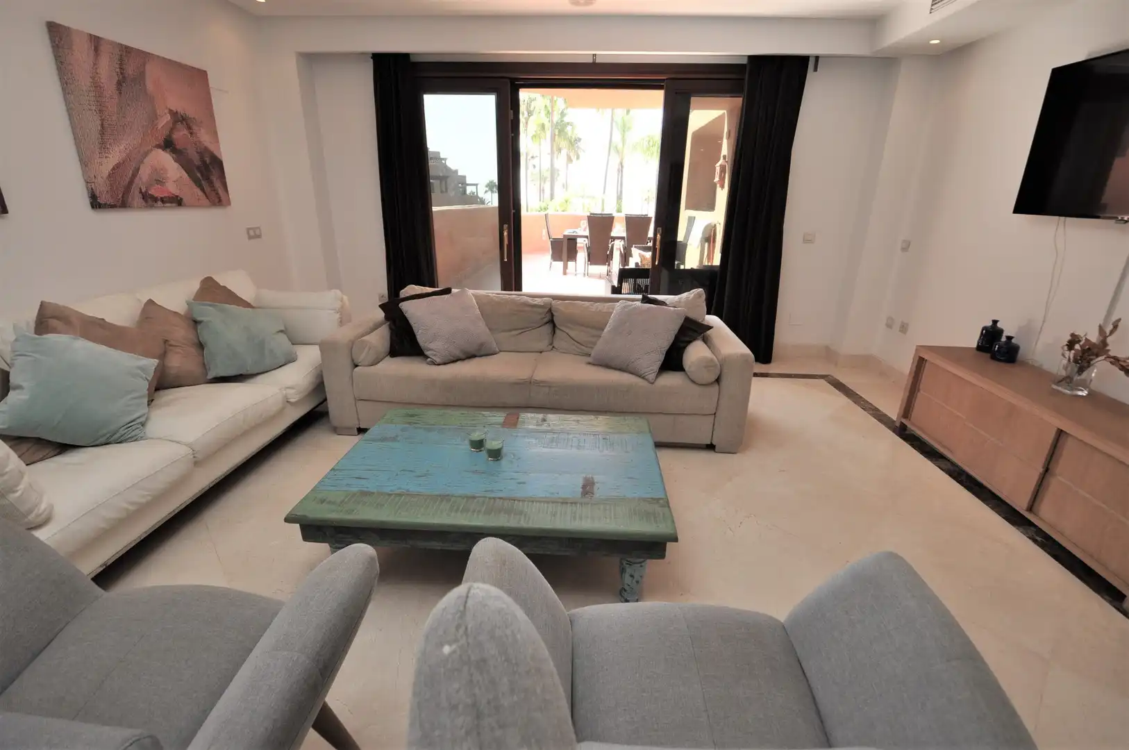 Wohnzimmer von Dachboden zur Miete in Estepona mit Klimaanlage, Heizung und Terrasse