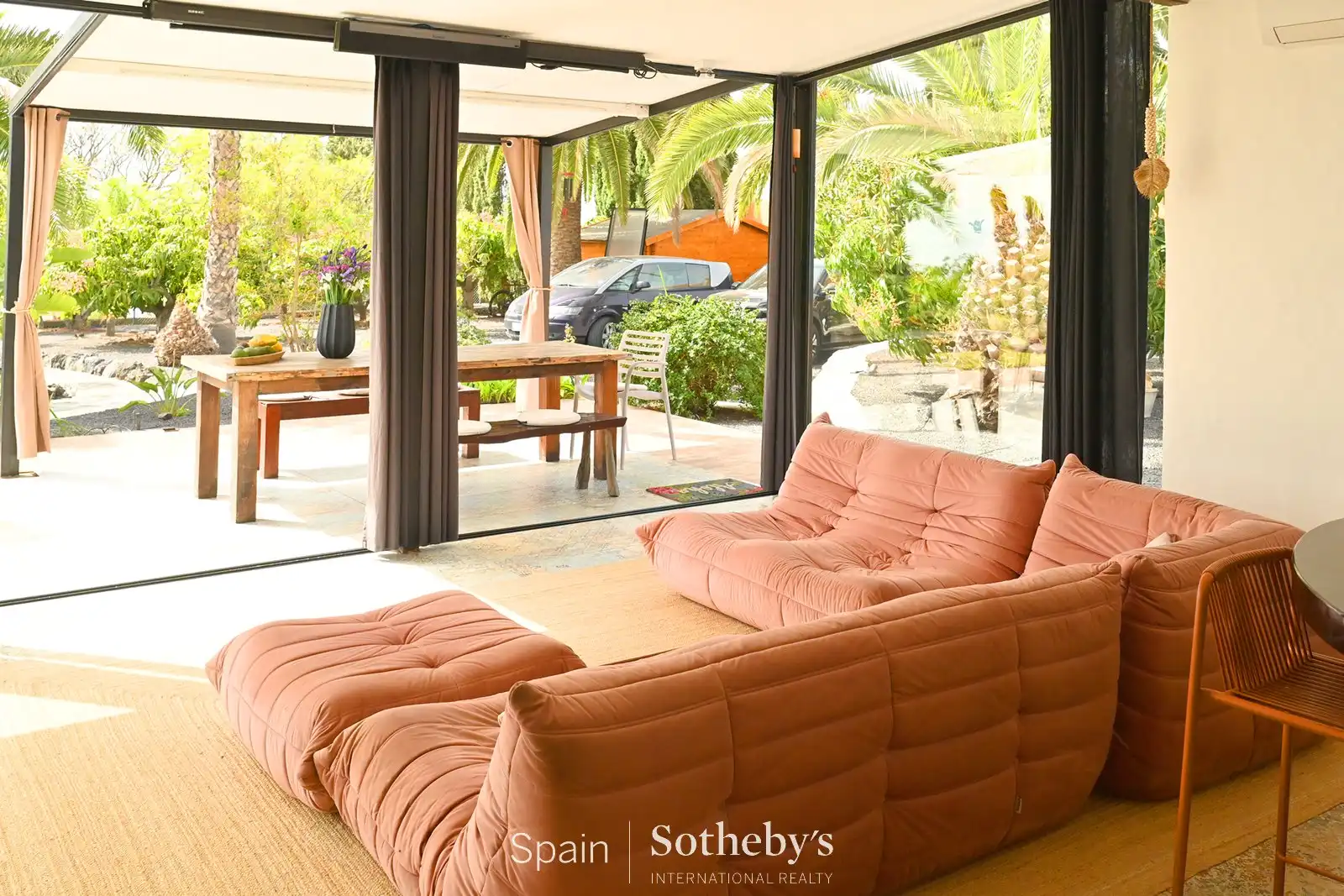 Sala de estar de Casa o chalet en venta en Los Llanos de Aridane con Aire acondicionado, Calefacción y Jardín privado