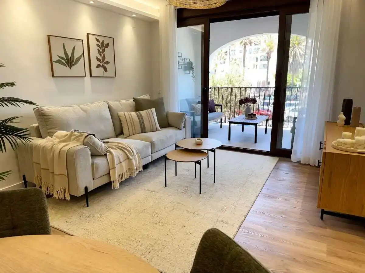 Appartamento con terrazza in vendita a Puerto de la Duquesa, imagen 12